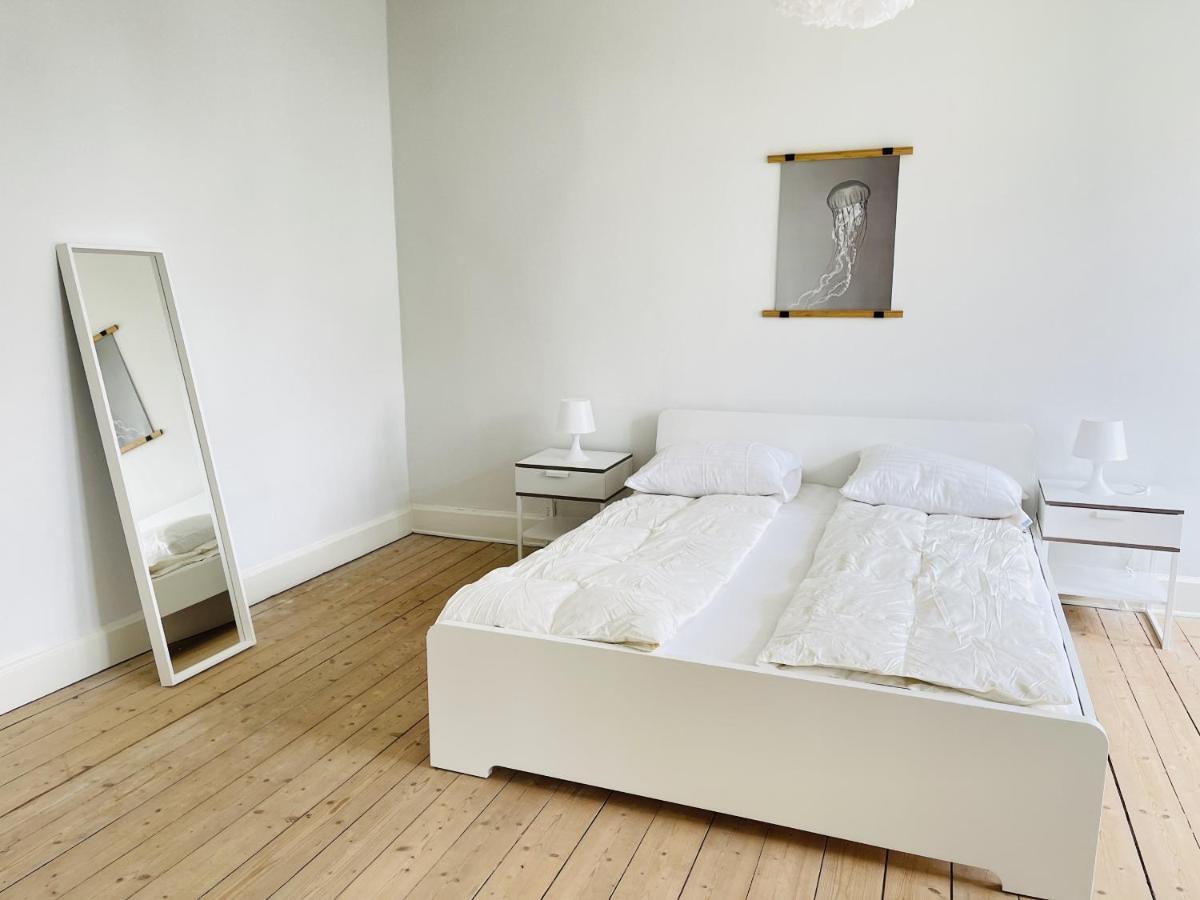 Aday - City Central Mansion - 1 Bedroom Apartment With Garden Ålborg Exteriör bild